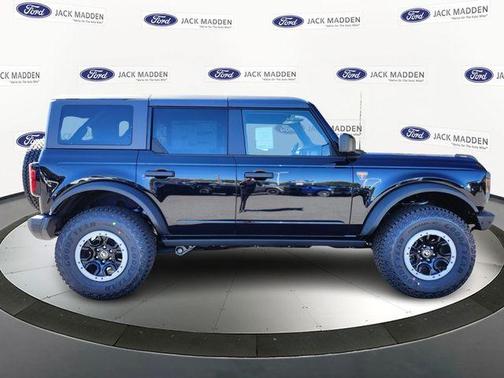 Shadow Black 2025 Ford Bronco Badlands