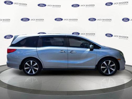 Silver Metallic 2019 Honda Odyssey EX