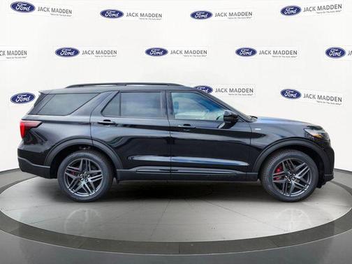 Agate Black Metallic 2026 Ford Explorer ST-Line
