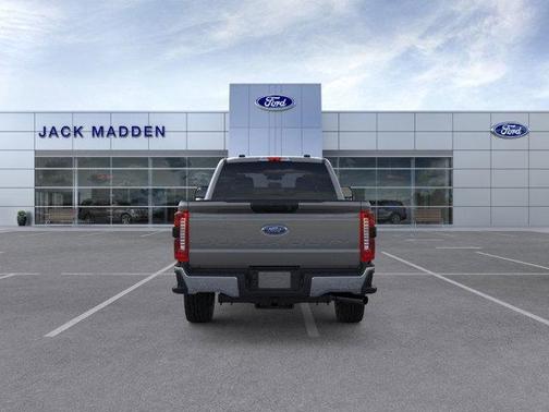 2025 Ford F-350 XLT