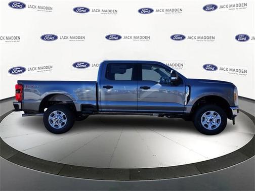 2025 Ford F-350 XLT