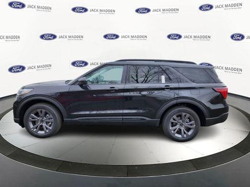 Agate Black Metallic 2026 Ford Explorer Active