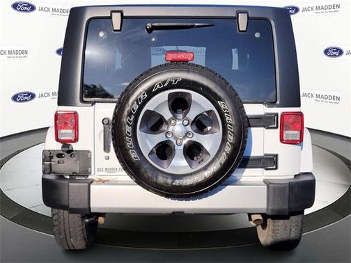 2017 Jeep Wrangler Sahara