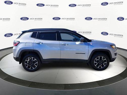 Billet Silver Metallic Clearcoat 2019 Jeep Compass Trailhawk