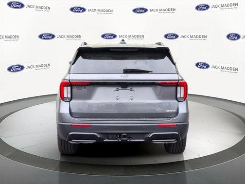 Carbonized Gray Metallic 2026 Ford Explorer ST-Line