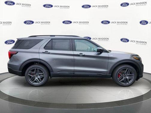 Carbonized Gray Metallic 2026 Ford Explorer ST-Line