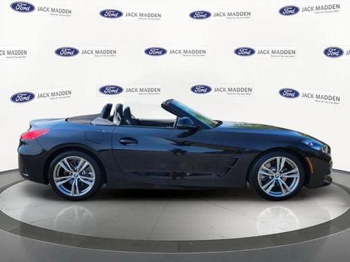 Black Sapphire Metallic 2024 BMW Z4 sDrive30i