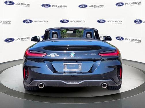Black Sapphire Metallic 2024 BMW Z4 sDrive30i