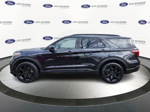 2022 Ford Explorer ST-Line