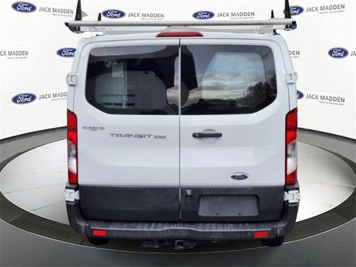 2018 Ford Transit-250 Base