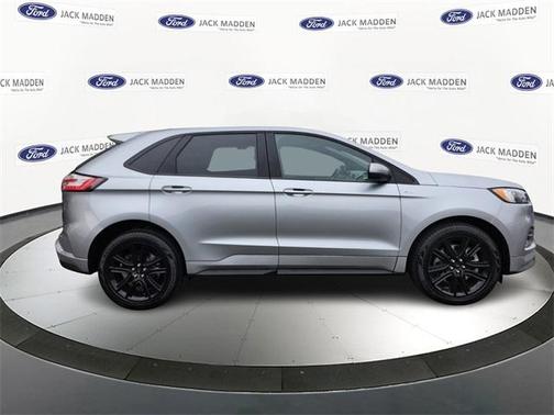 2022 Ford Edge ST Line
