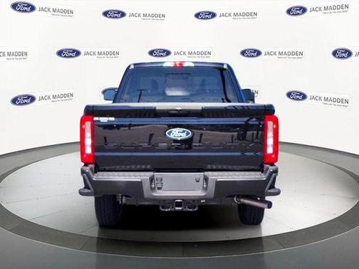 Agate Black Metallic 2027 Ford F-250 XL