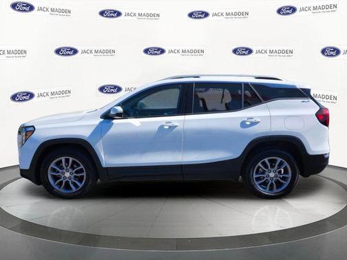 Summit White 2022 GMC Terrain SLT