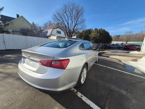 2017 Chevrolet Malibu 1LT