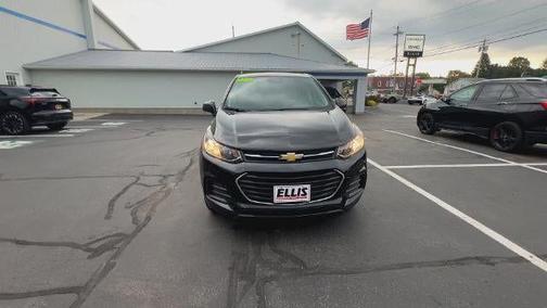 2022 Chevrolet Trax LS