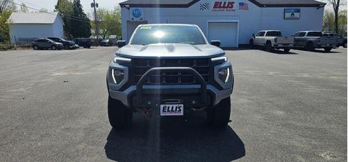 Sterling Metallic 2023 GMC Canyon AT4X