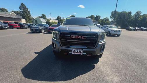 2022 GMC Yukon 4WD AT4