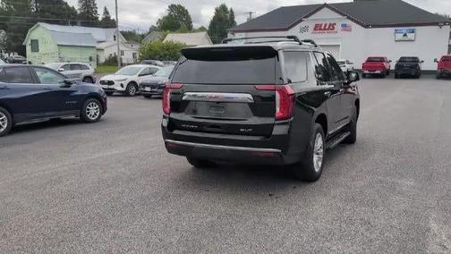 2022 GMC Yukon SLT
