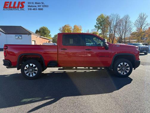 2024 Chevrolet Silverado 2500 Custom