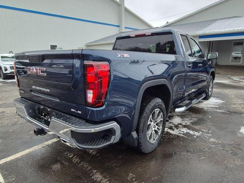 2022 GMC Sierra 1500 SLE