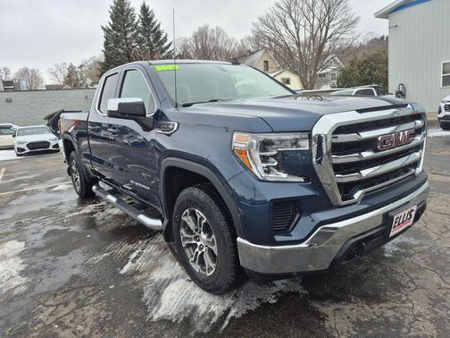 2022 GMC Sierra 1500 SLE