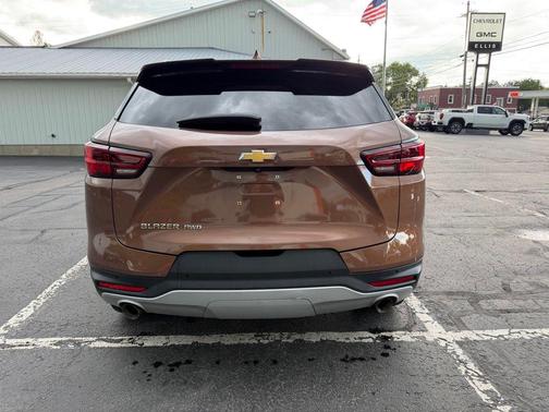 Copper Bronze Metallic 2023 Chevrolet Blazer 3LT