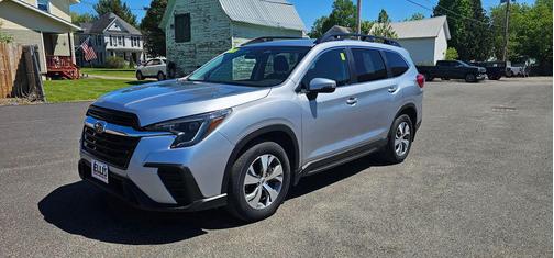Ice Silver Metallic 2023 Subaru Ascent Premium 8-Passenger