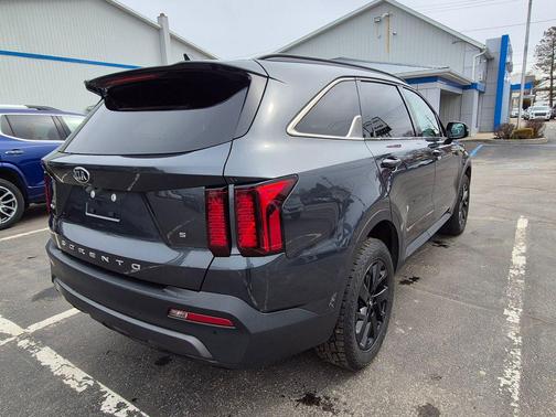 Gravity Grey 2021 Kia Sorento S