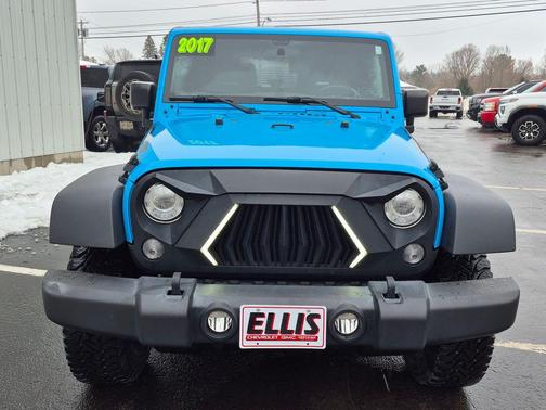 2017 Jeep Wrangler Sport