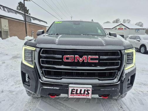 2024 GMC Yukon XL 4WD AT4