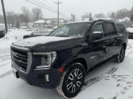 2024 GMC Yukon XL 4WD AT4