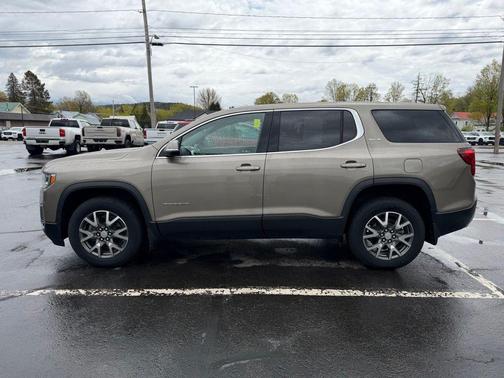 Light Stone Metallic 2023 GMC Acadia AWD SLE
