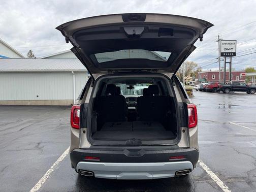 Light Stone Metallic 2023 GMC Acadia AWD SLE