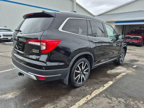 2021 Honda Pilot Touring 8-Passenger