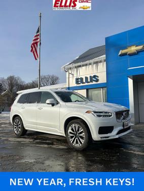 2020 Volvo XC90 T5 Momentum