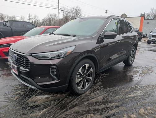 2023 Ford Escape Platinum
