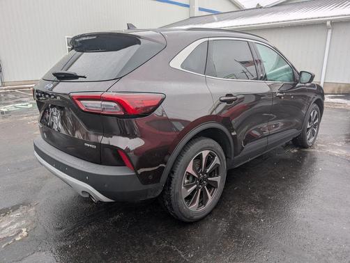 2023 Ford Escape Platinum