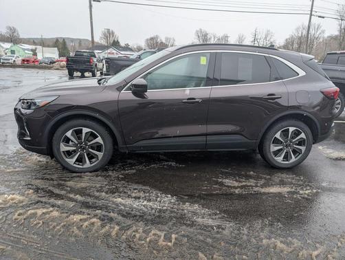 2023 Ford Escape Platinum