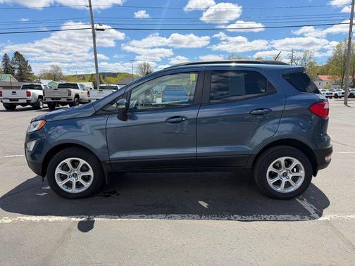 BLUE 2022 Ford EcoSport SE