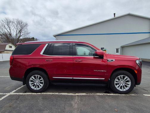 Cayenne Red Tintcoat 2021 GMC Yukon SLT