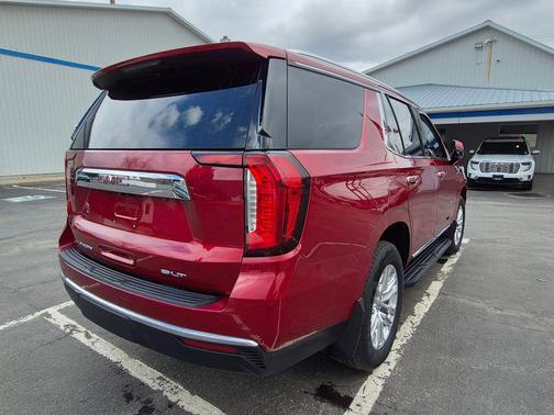 Cayenne Red Tintcoat 2021 GMC Yukon SLT