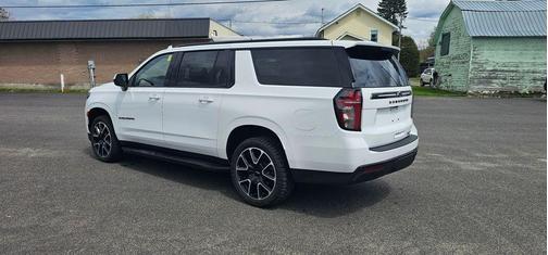 Summit White 2024 Chevrolet Suburban RST