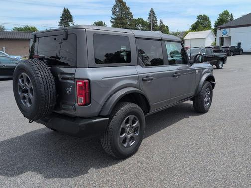 CARBONIZED GRAY METALLIC 2023 Ford Bronco Big Bend