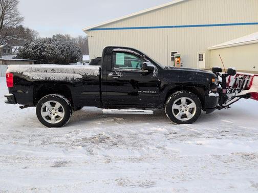2017 Chevrolet Silverado 1500 2LT