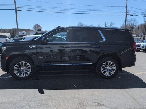 Midnight Blue Metallic 2023 GMC Yukon Denali