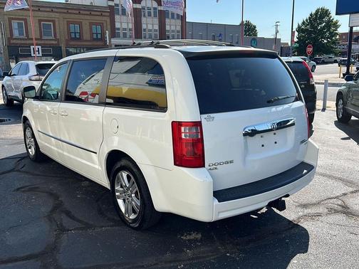 2010 Dodge Grand Caravan Crew