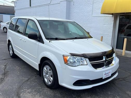 Stone White Clearcoat 2012 Dodge Grand Caravan SE/AVP