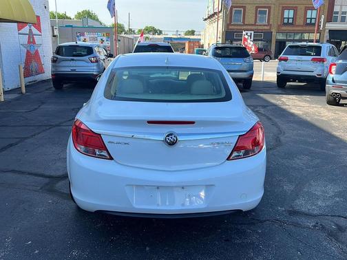 Summit White 2011 Buick Regal CXL
