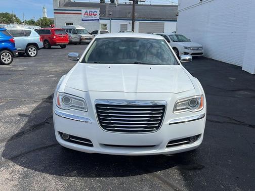 Bright White 2011 Chrysler 300 Limited