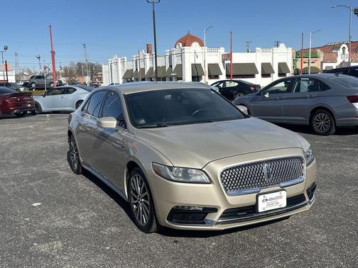 2017 Lincoln Continental Select